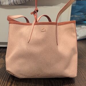 Chic Pink Tote Bag with Textured Finish